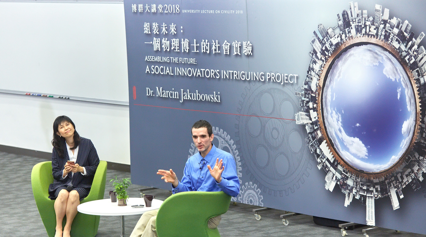 Dr. Jakubowski <em>(right)</em> and Prof. Ng Mee-kam of the Department of Geography and Resource Management at Q&A session