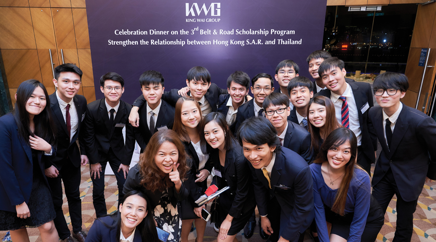 (3rd right, front row) Attending the celebration dinner of the Third Belt and Road Scholarship Program this September