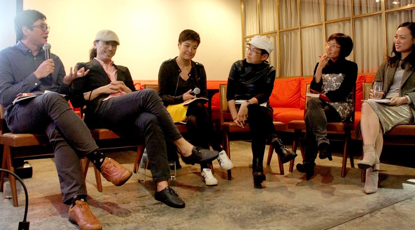 Kwok Ying <em>(1st right)</em> and members of Art Appraisal Club launching the Art Review Hong Kong <em>(courtesy of the interviewee)</em>