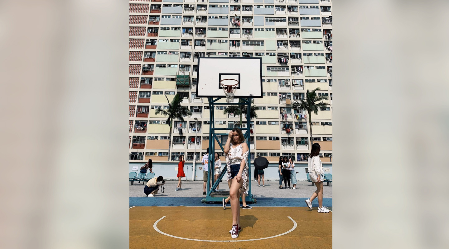 Anna在香港的游踪，摄于去年。她四年来的足迹遍布这座城市