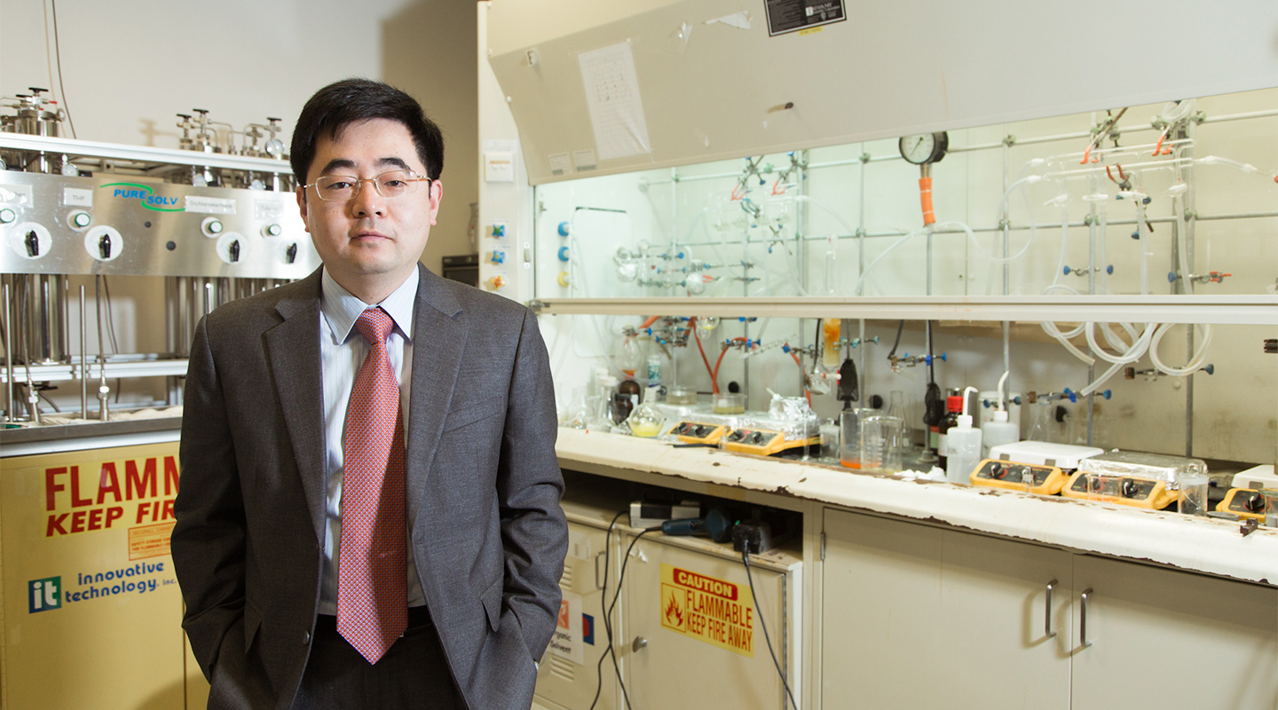 Prof. Miao Qian, Department of Chemistry