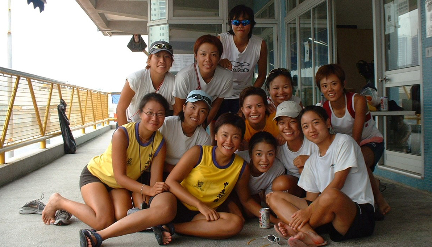 Quintina <em>(middle in the front row)</em> still motivates herself with what she has learnt from the CUHK Rowing Team <em>(courtesy of interviewee)</em>