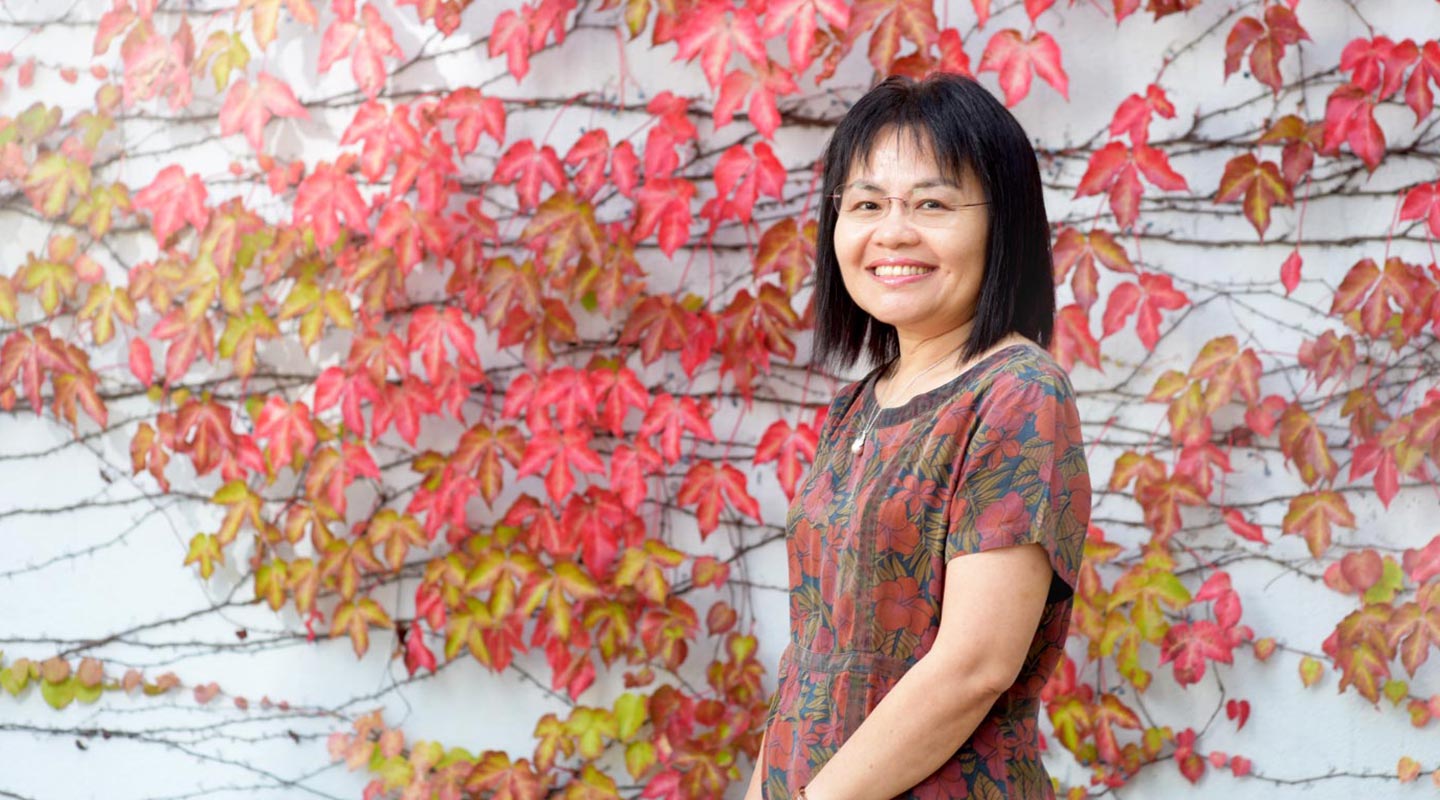 To Prof. Virginia Yip, the bilingual child is an endless source of wonders and insights for the adults <em>(Photo by ISO staff)</em>